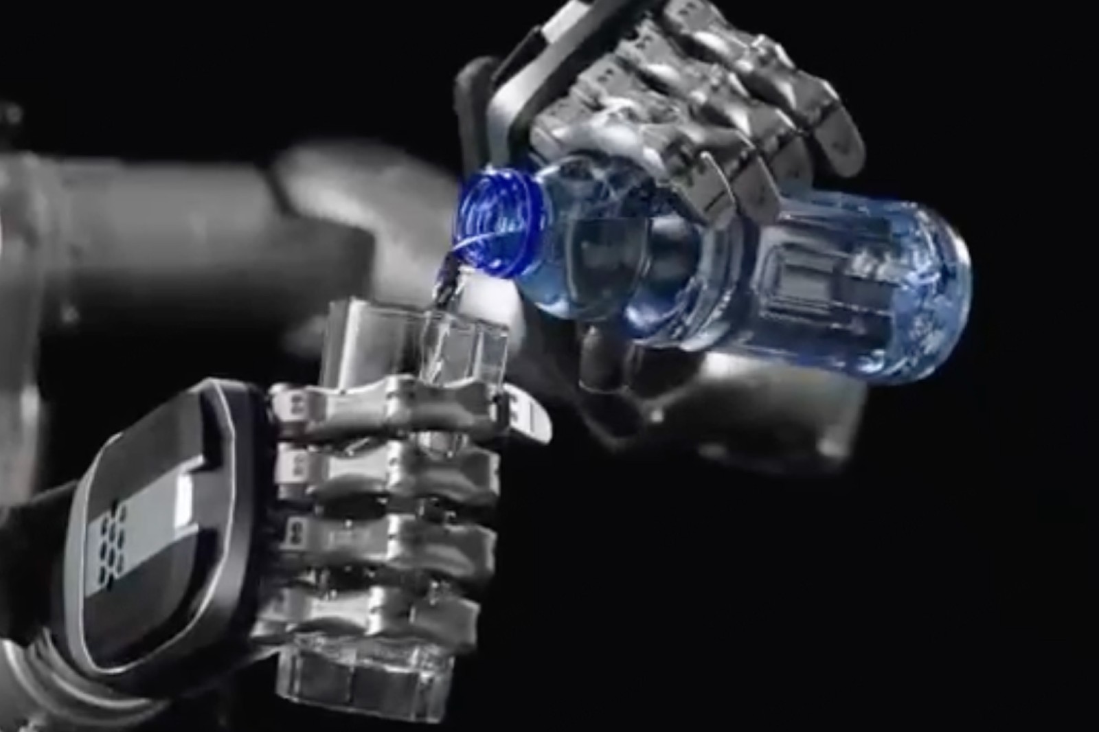 系列解读 | 银河集团灵巧手家族亮相：高自由度的创新突破